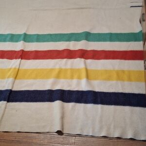 Hudson's Bay Wool Blanket - Elegant Cream